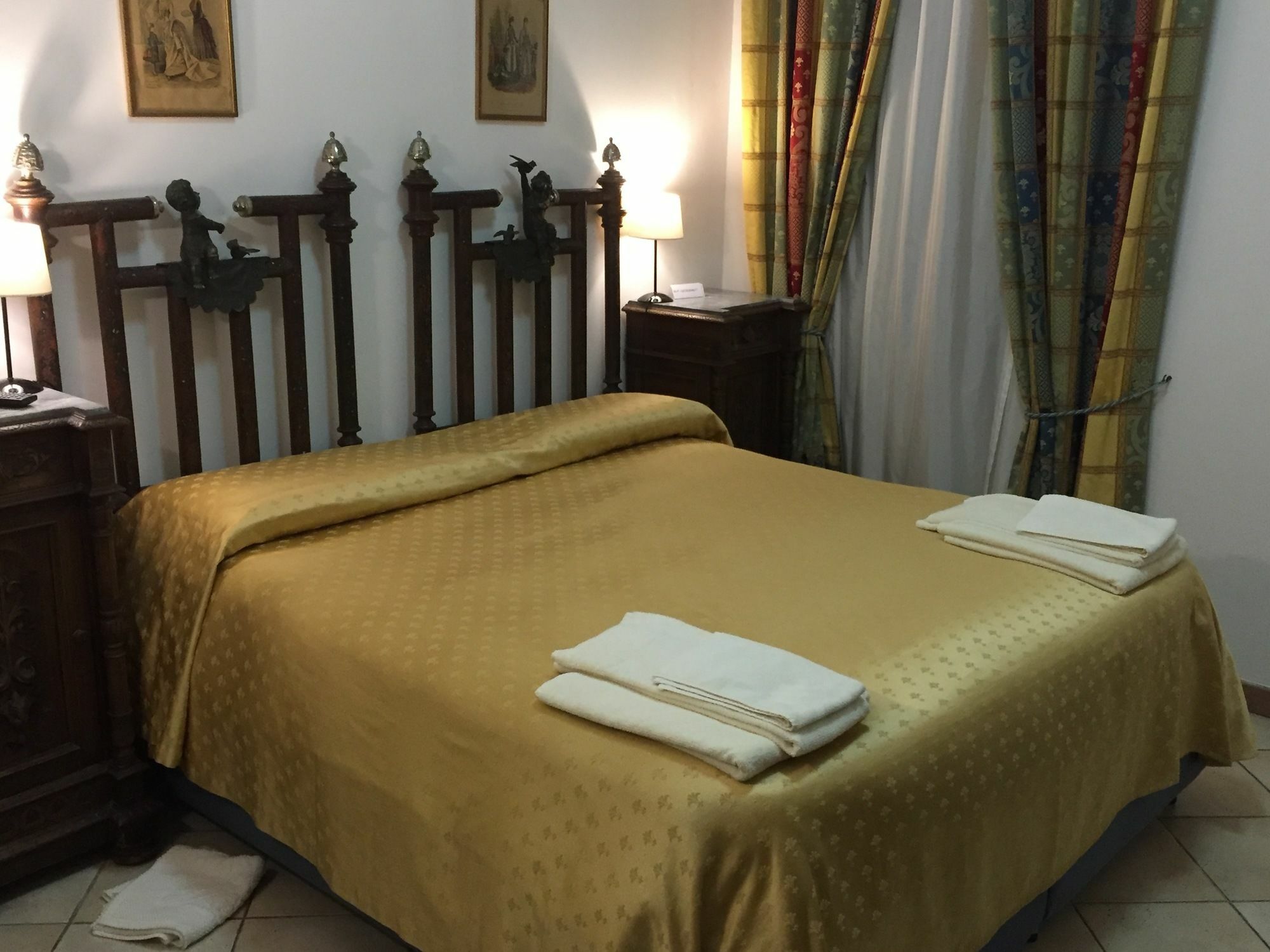 Bed and Breakfast La Residenza Dei Nobili Катандзаро Екстер'єр фото