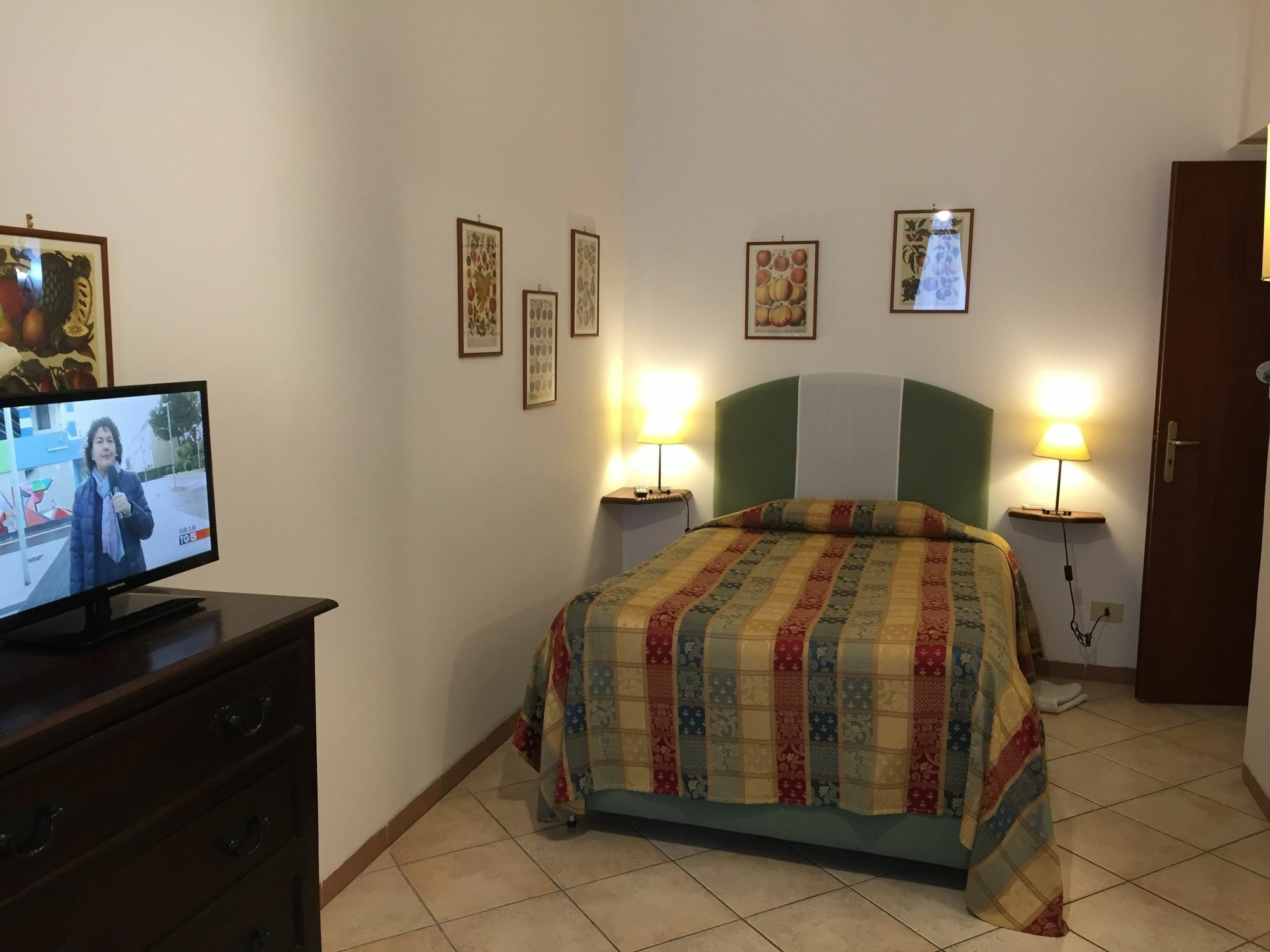 Bed and Breakfast La Residenza Dei Nobili Катандзаро Екстер'єр фото